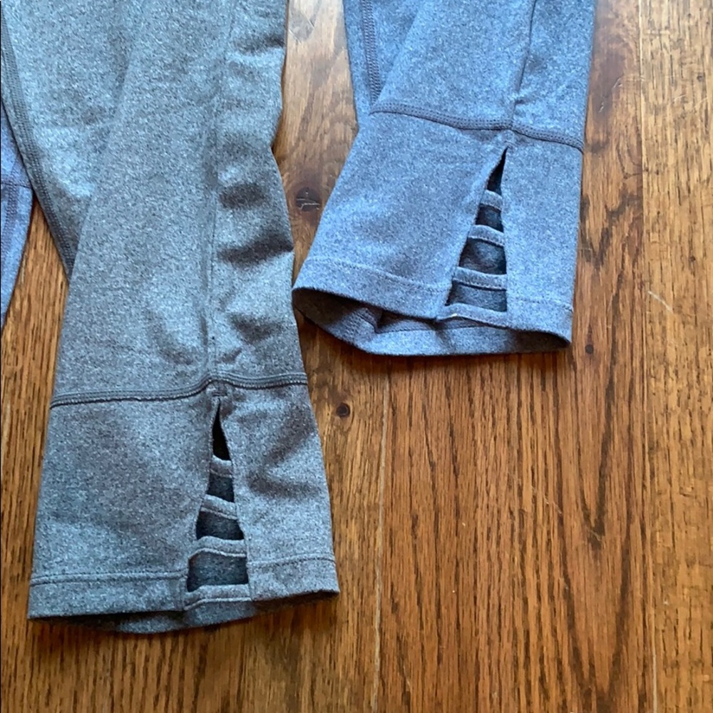 Capri Leggings Duo - Picture 2 of 2
